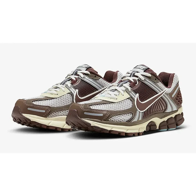 Nike Air Zoom Vomero 5 Shoes Nike