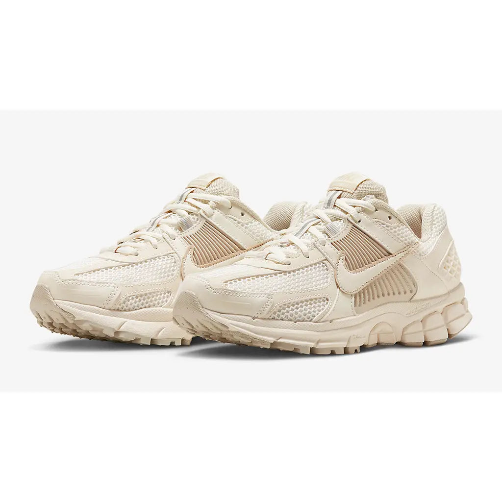 Nike Air Zoom Vomero 5 Shoes Nike