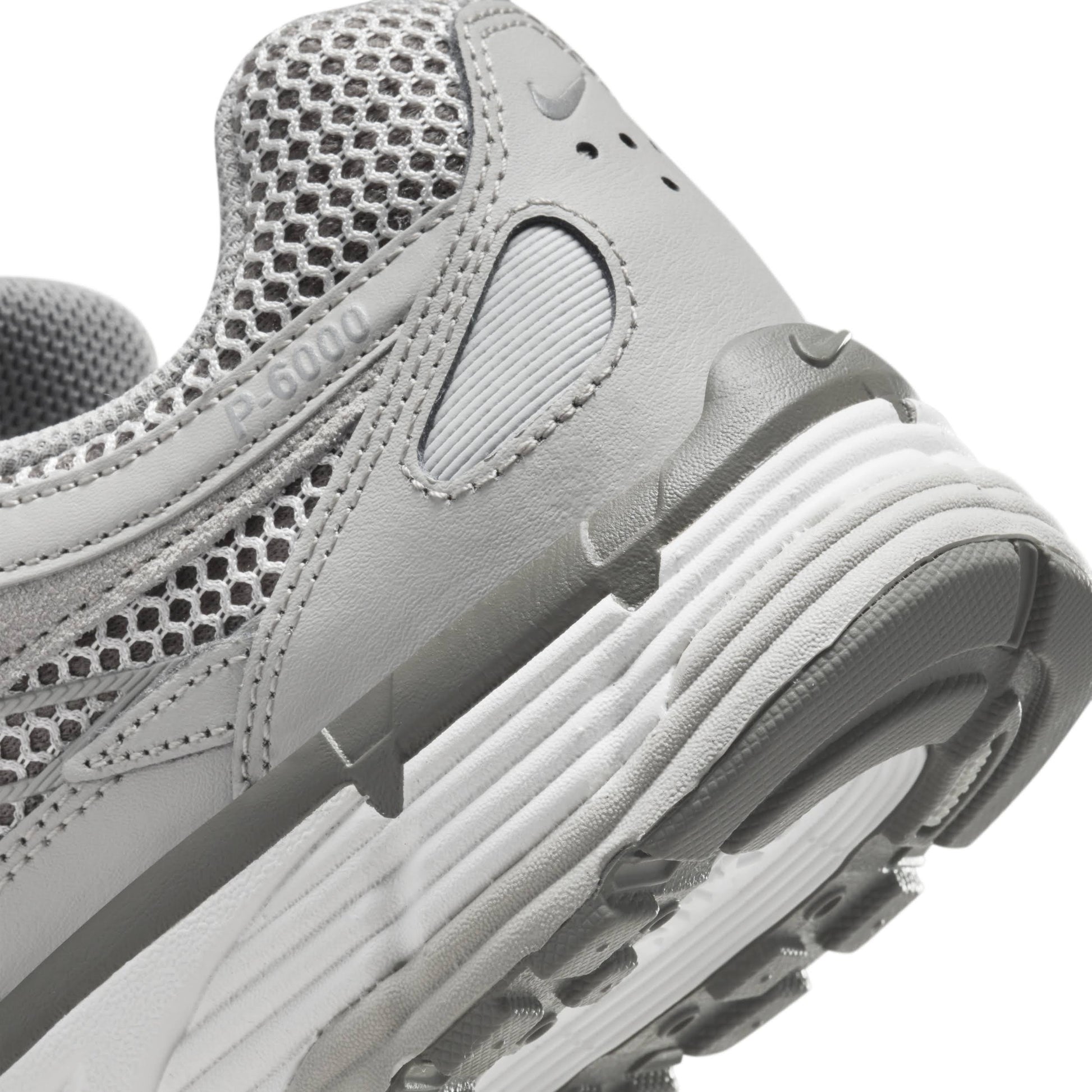 Nike P-6000 Premium Triple Noir Nike